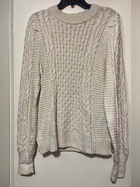 crown & ivy Cream Cable Crewneck Sweater